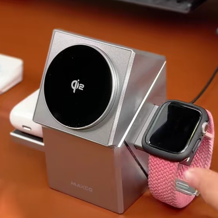 3-in-1 Magnetic Wireless Charger